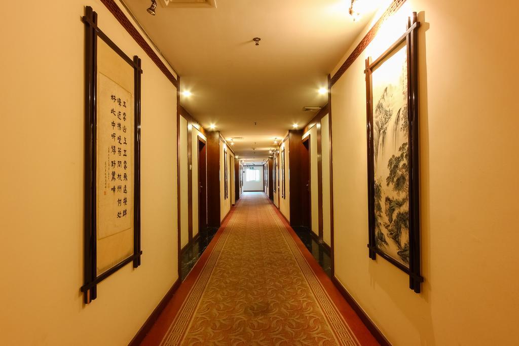 Guangzhou Duobao Hotel Экстерьер фото